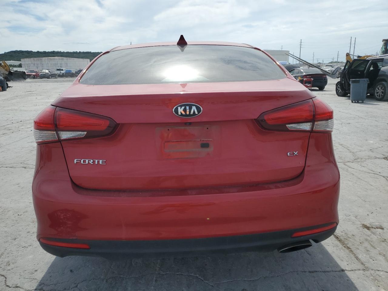3KPFL4A80HE006980 2017 Kia Forte Ex