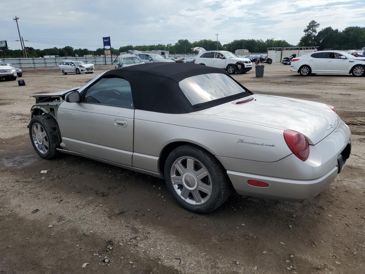 1FAHP60A04Y102860 2004 Ford Thunderbird