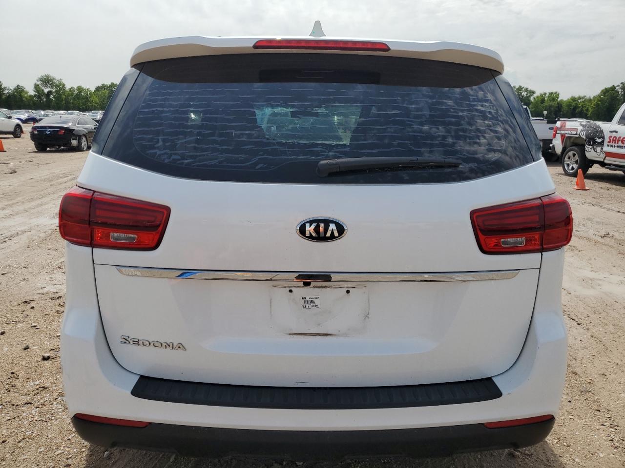 KNDMA5C18K6522343 2019 Kia Sedona L