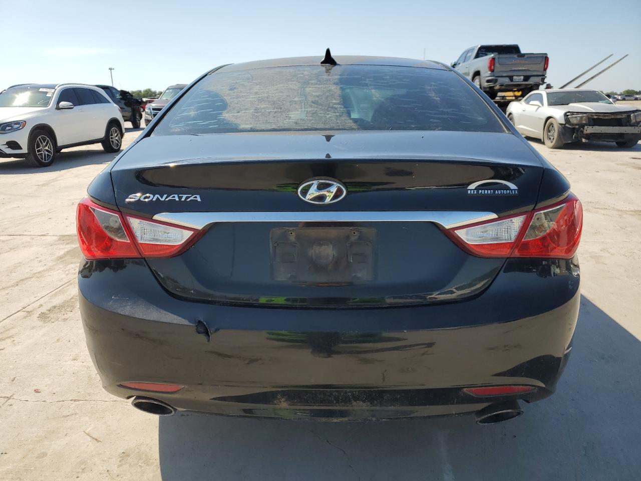 5NPEC4AC4BH284994 2011 Hyundai Sonata Se