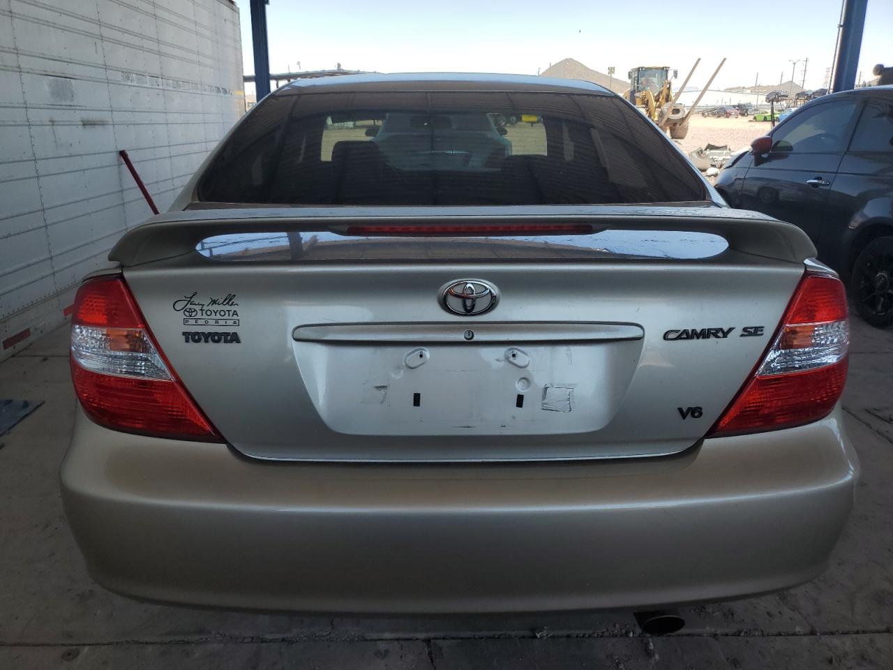 4T1BA32K74U018852 2004 Toyota Camry Se