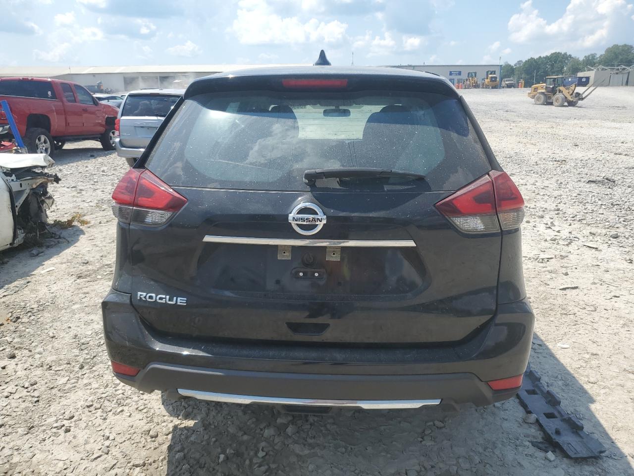 KNMAT2MT9JP561723 NISSAN ROGUE 2018