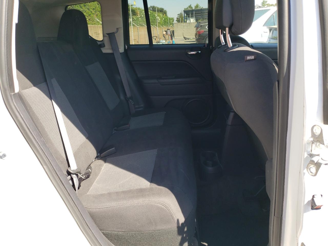 1C4NJDBB4GD709431 2016 Jeep Compass Sport