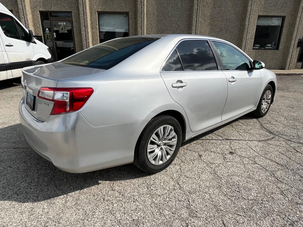 2012 Toyota Camry Base vin: 4T4BF1FK7CR183563