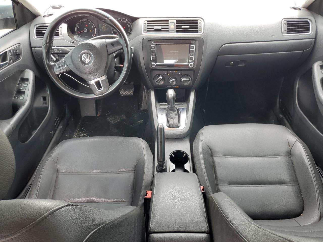 3VWDP7AJ5CM077846 2012 Volkswagen Jetta Se