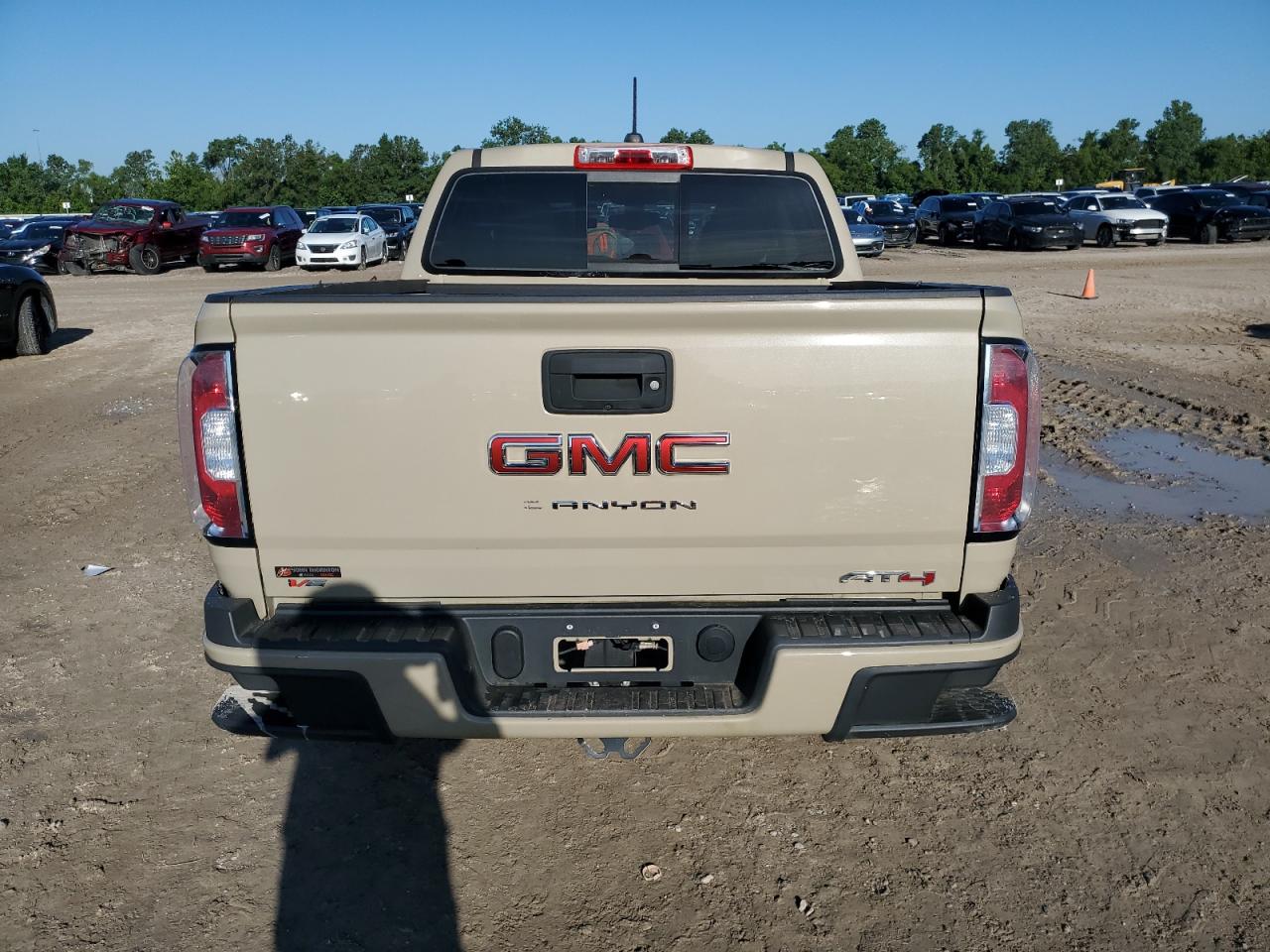 2021 GMC Canyon At4 vin: 1GTG6FEN3M1146588