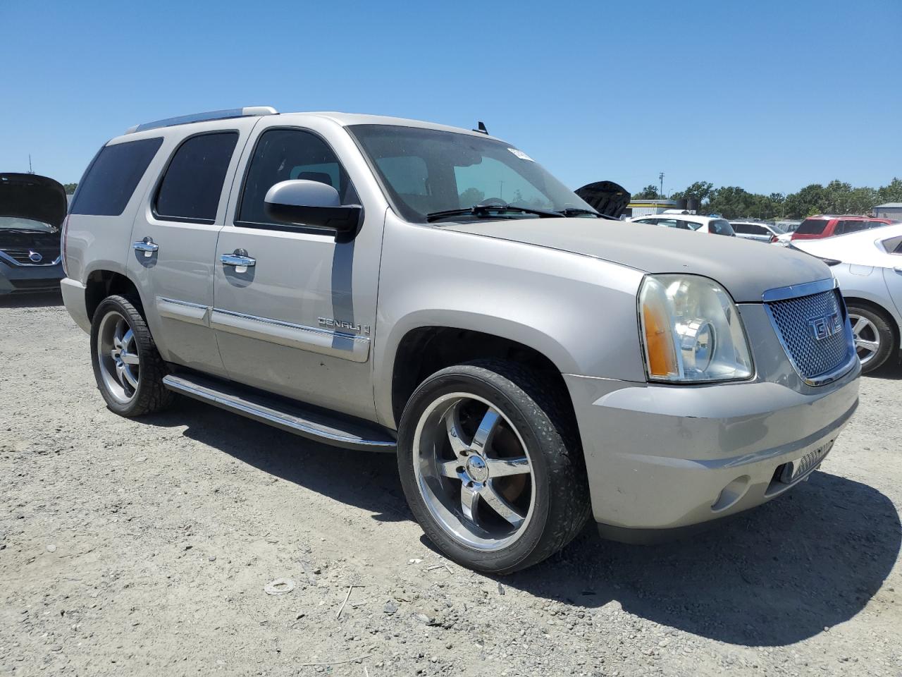 1GKFK63867J273624 2007 GMC Yukon Denali