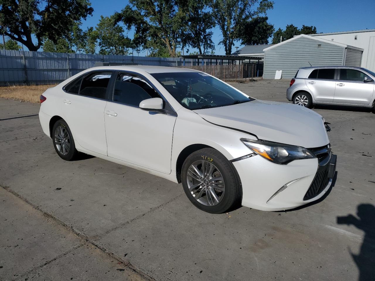 2016 Toyota Camry Le vin: 4T1BF1FK7GU126067