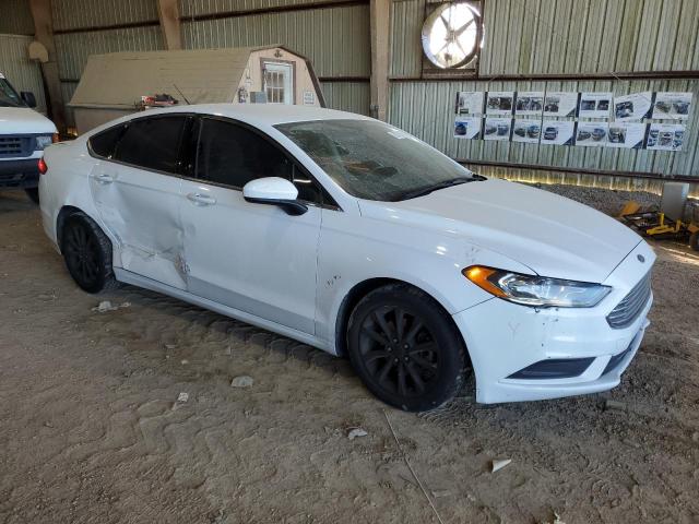 VIN 3FA6P0H72HR195902 2017 Ford Fusion, SE no.4