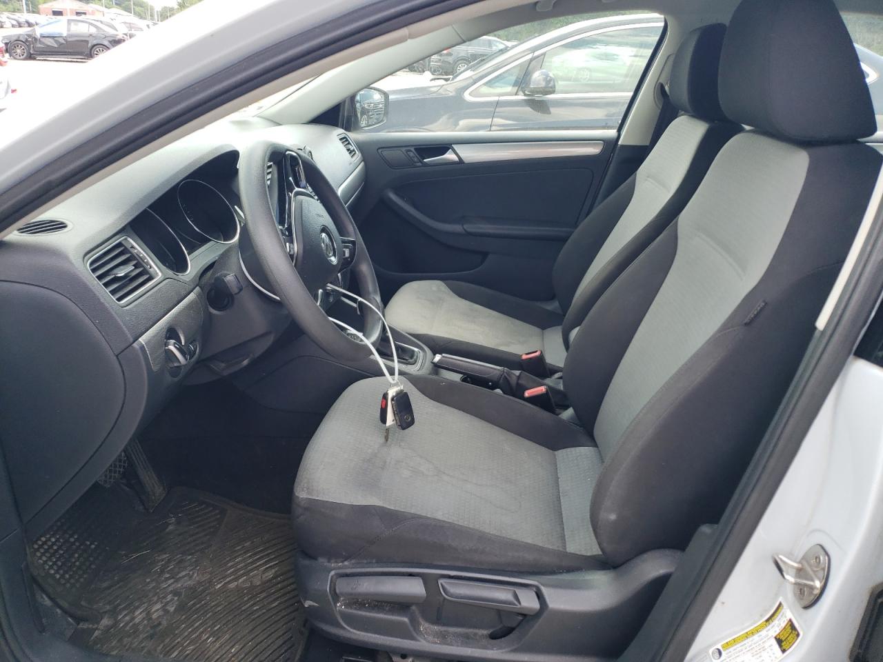 3VW2B7AJ9HM235876 2017 Volkswagen Jetta S