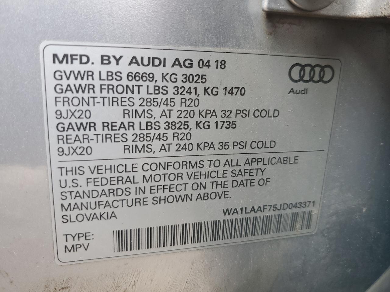 WA1LAAF75JD043371 2018 Audi Q7 Premium Plus