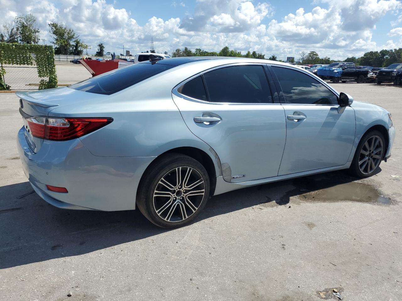 2014 Lexus Es 300H vin: JTHBW1GG2E2074563