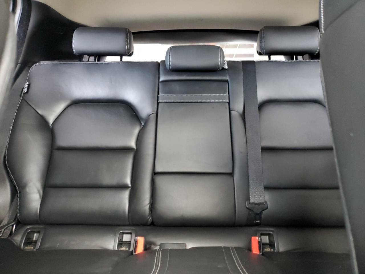 SJKCH5CR7HA032119 2017 Infiniti Qx30 Base