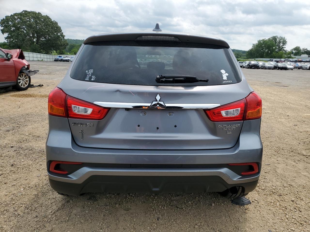 JA4AR3AW2JU025842 2018 Mitsubishi Outlander Sport Es