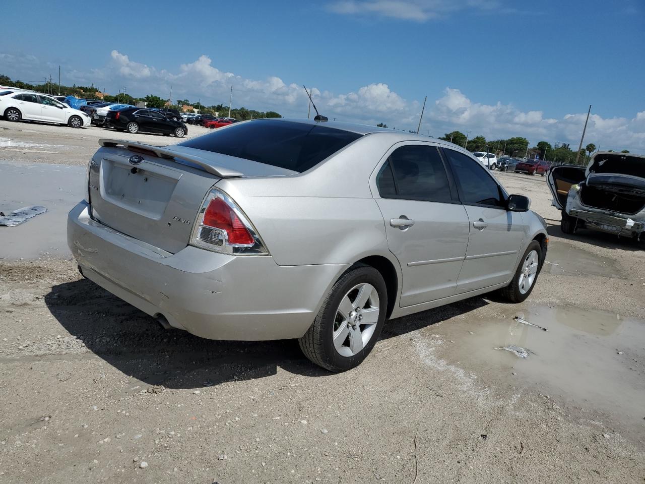 3FAHP07127R228644 2007 Ford Fusion Se