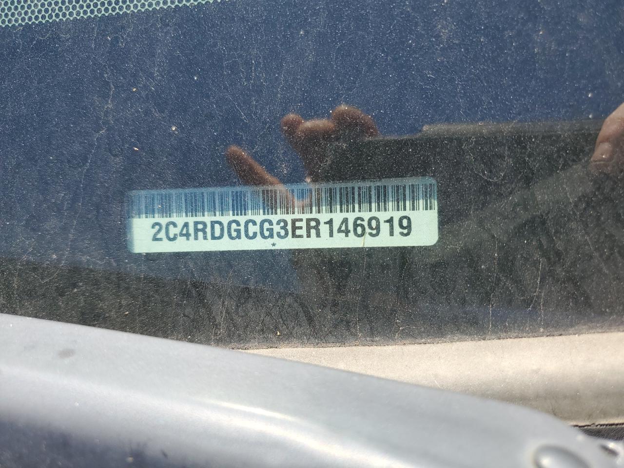 2C4RDGCG3ER146919 2014 Dodge Grand Caravan Sxt