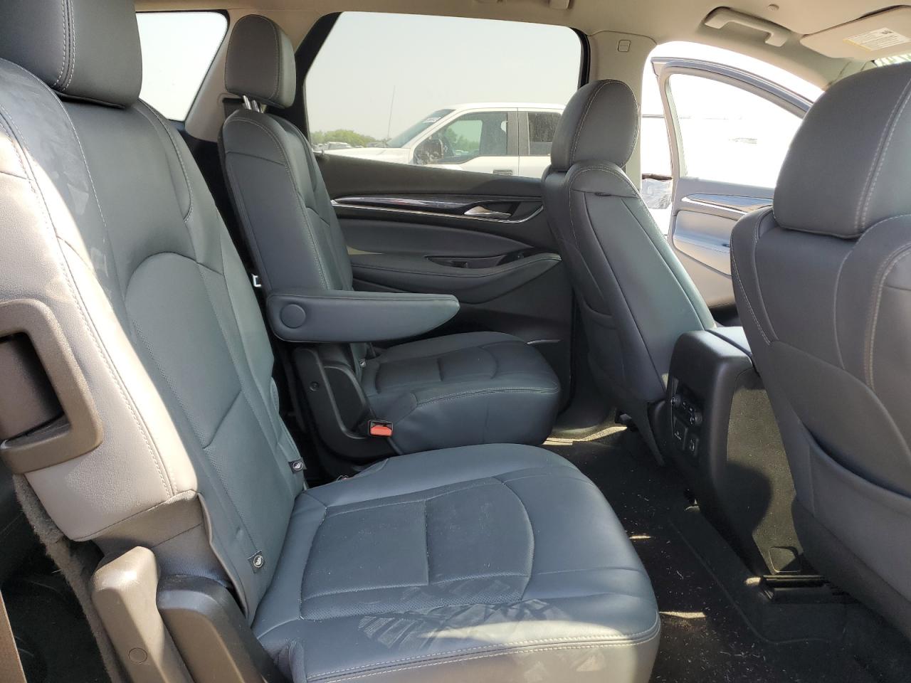 5GAERBKW6LJ196258 2020 Buick Enclave Essence