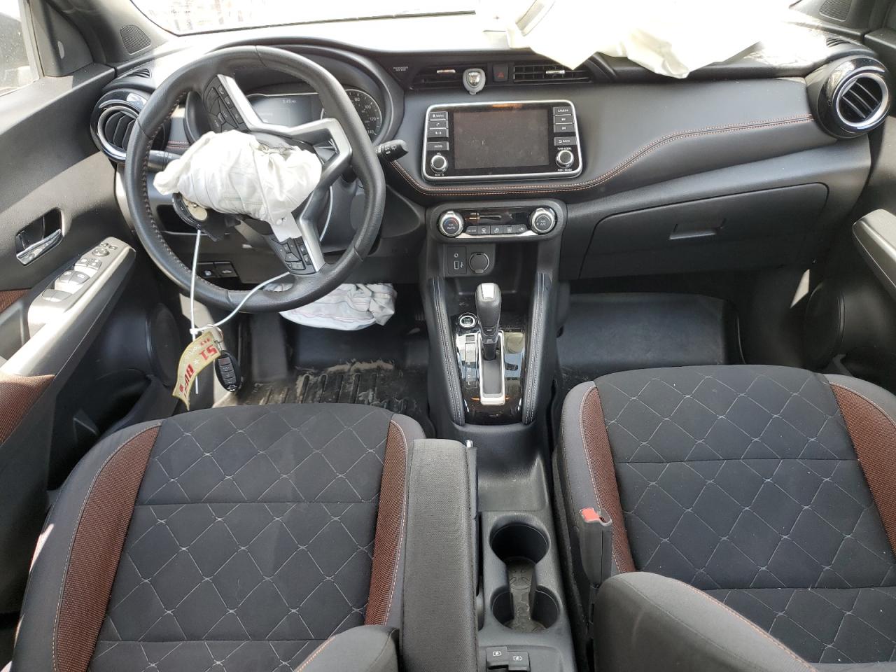 3N1CP5CU5KL508042 2019 Nissan Kicks S