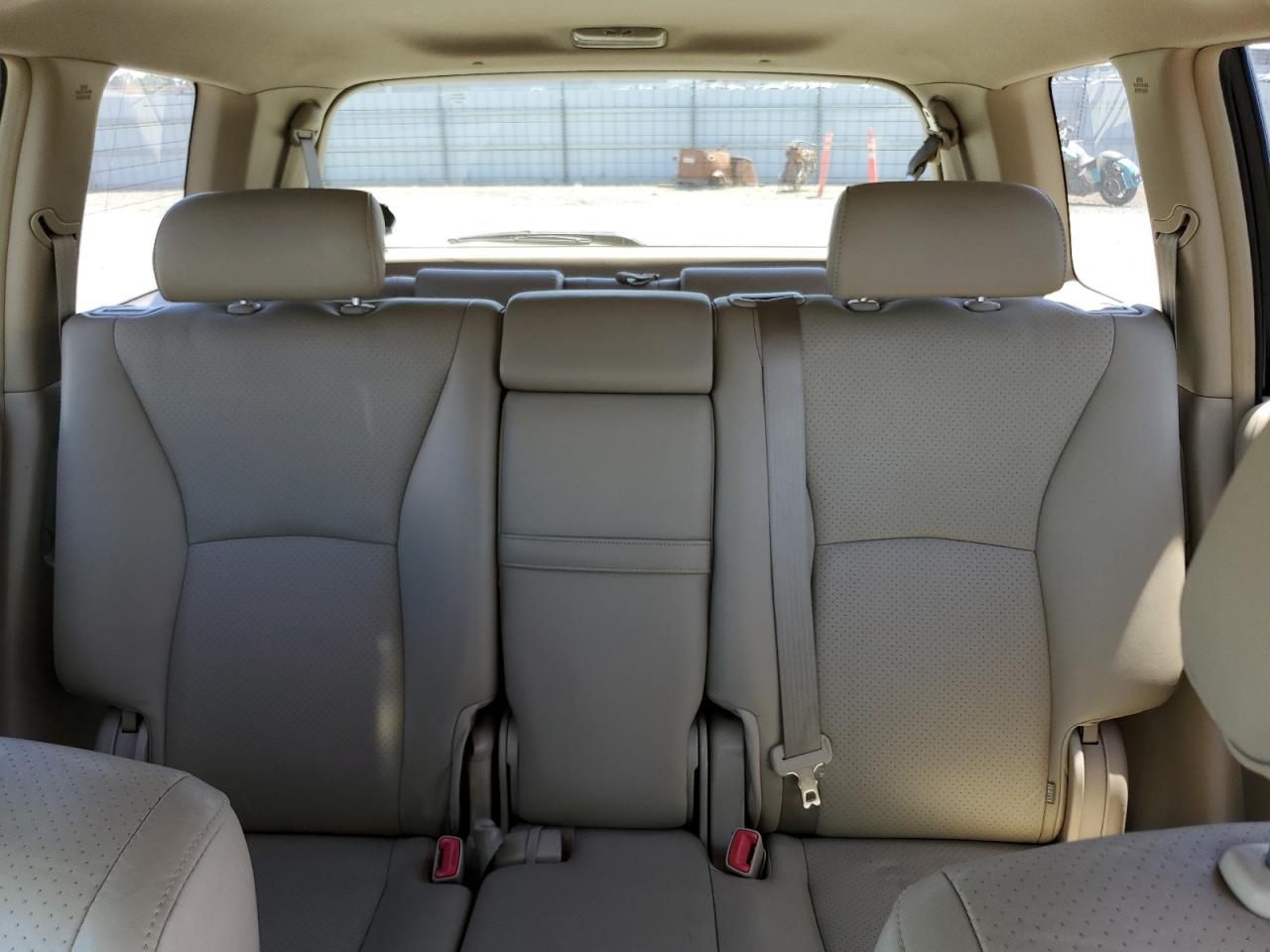 JTEEP21A740066115 2004 Toyota Highlander