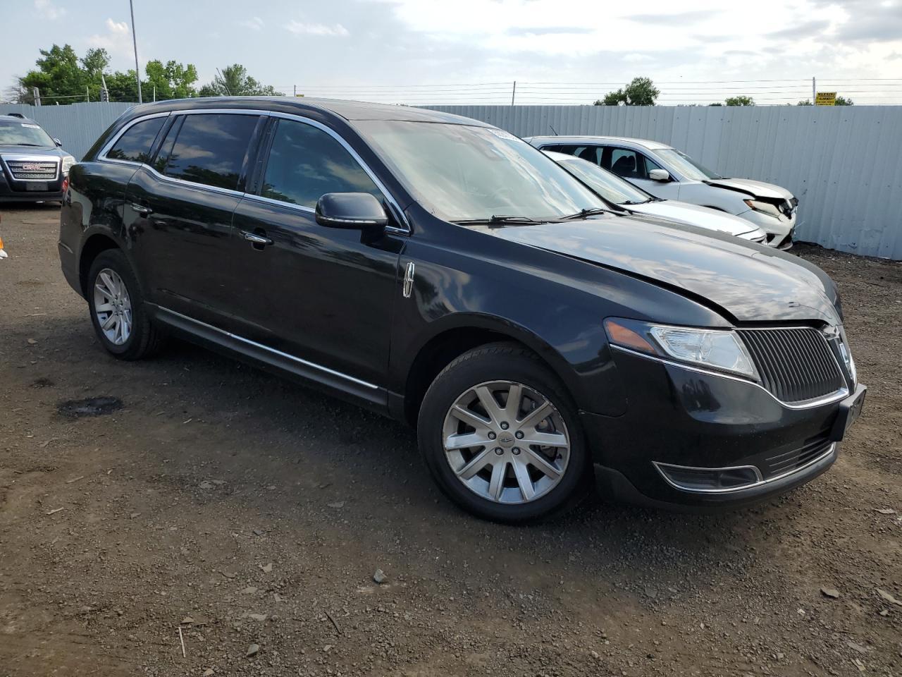 2016 Lincoln Mkt vin: 2LMHJ5NK4GBL01984