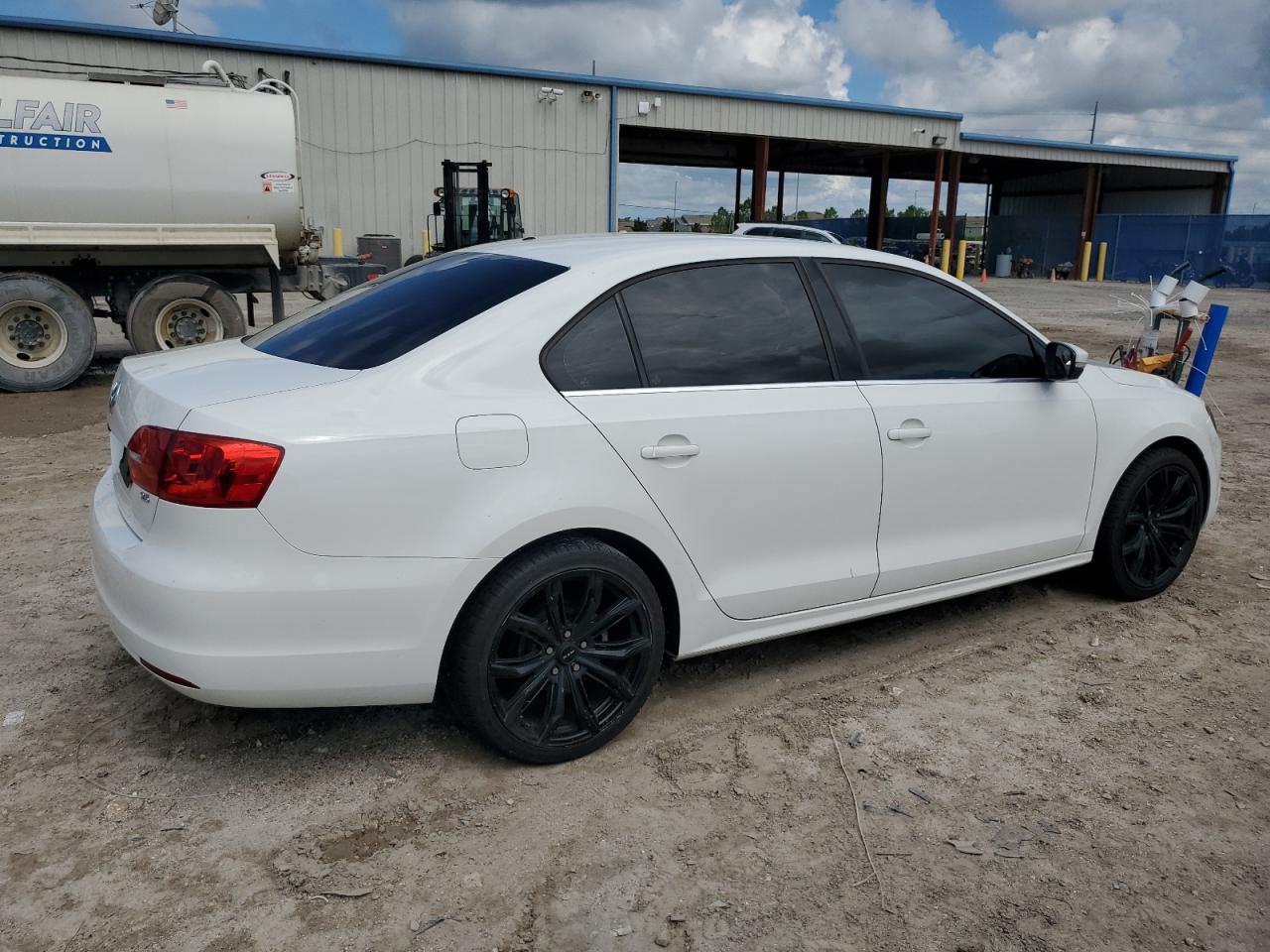 3VWDX7AJXDM443401 2013 Volkswagen Jetta Se