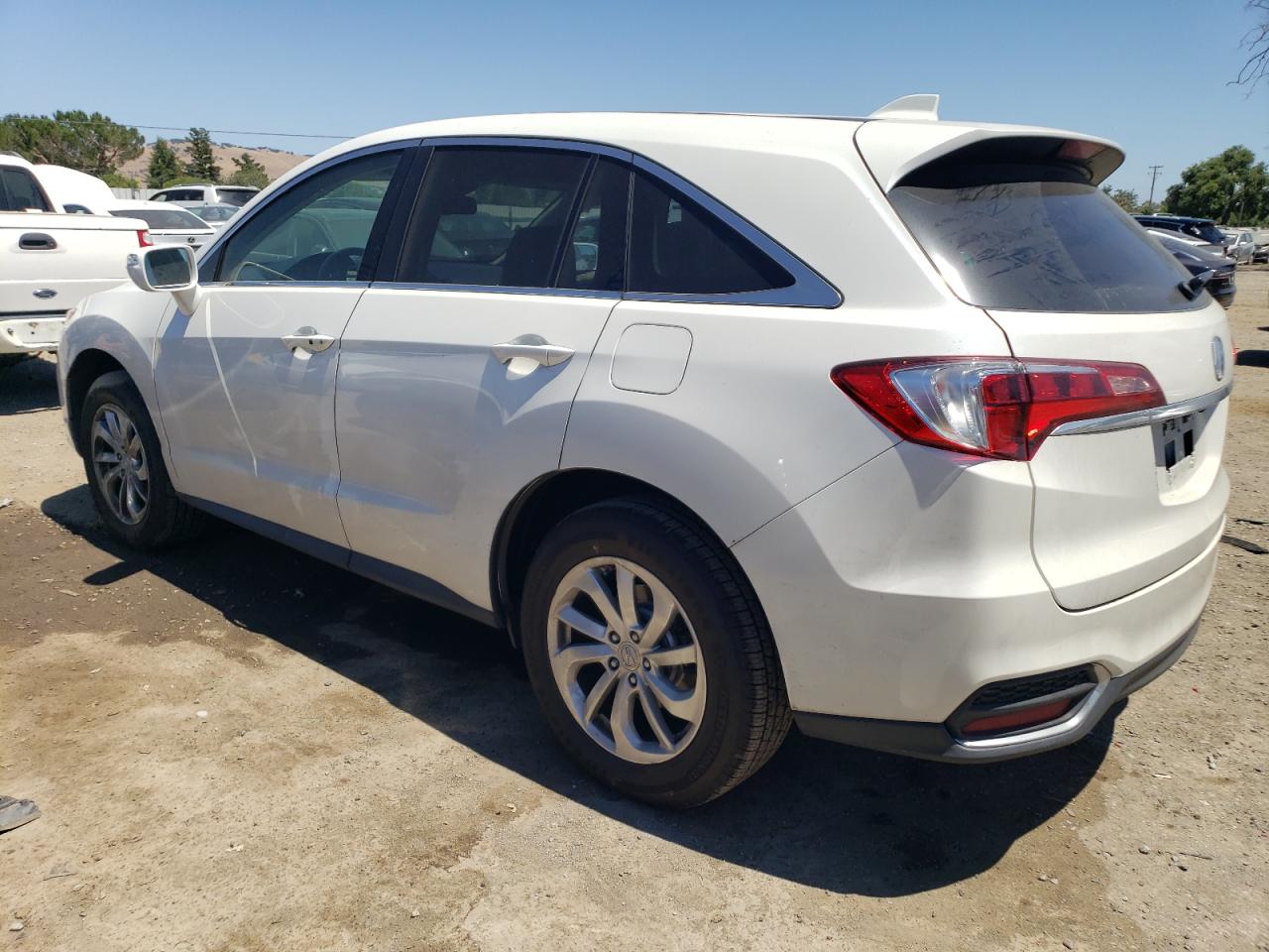 5J8TB3H38JL008212 2018 Acura Rdx