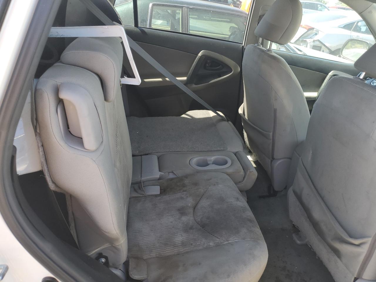 2T3BF4DV9BW094673 2011 Toyota Rav4