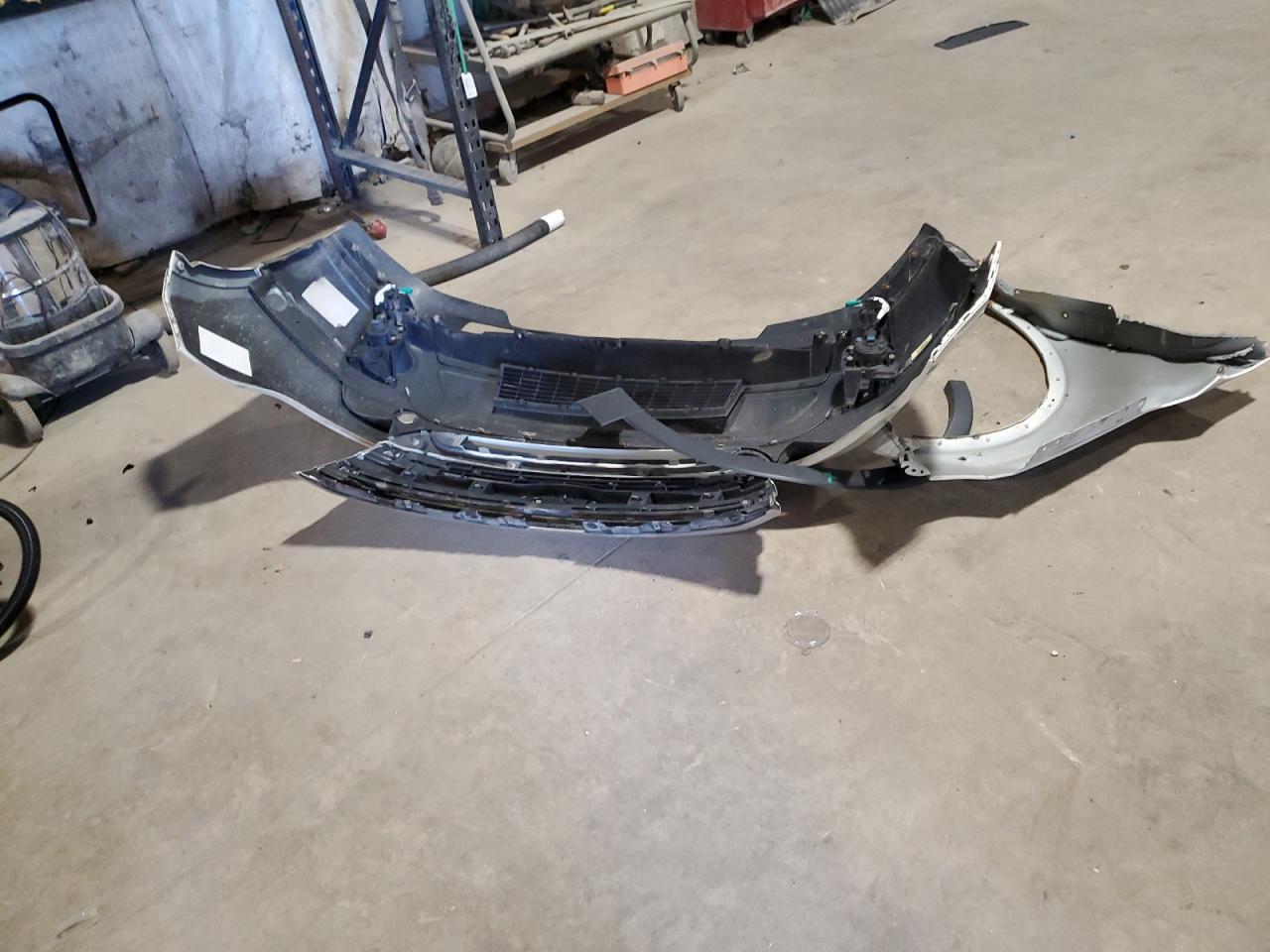 1FMHK7D88BGA72415 2011 Ford Explorer Xlt