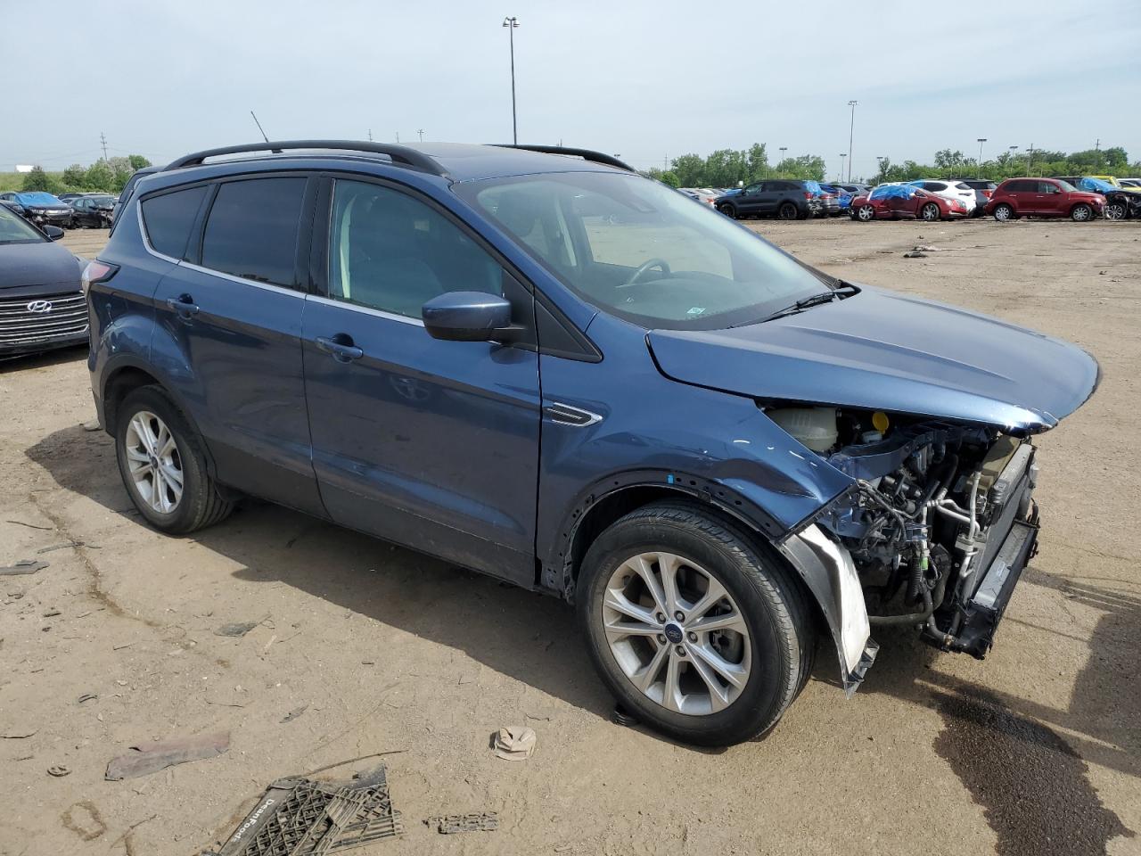 1FMCU9HD0JUC79386 2018 Ford Escape Sel