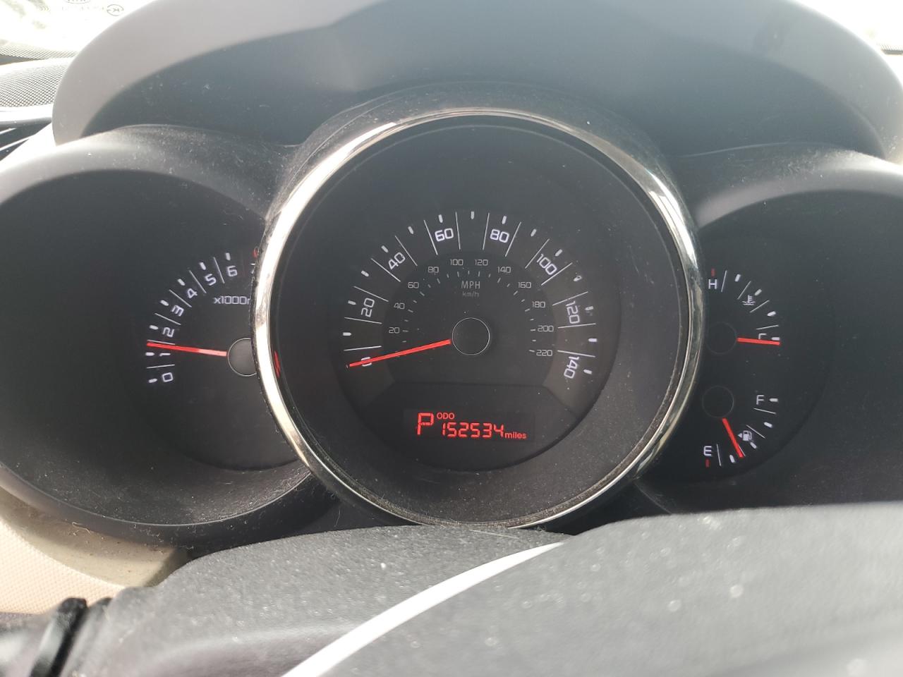 KNDJT2A24B7335828 2011 Kia Soul +