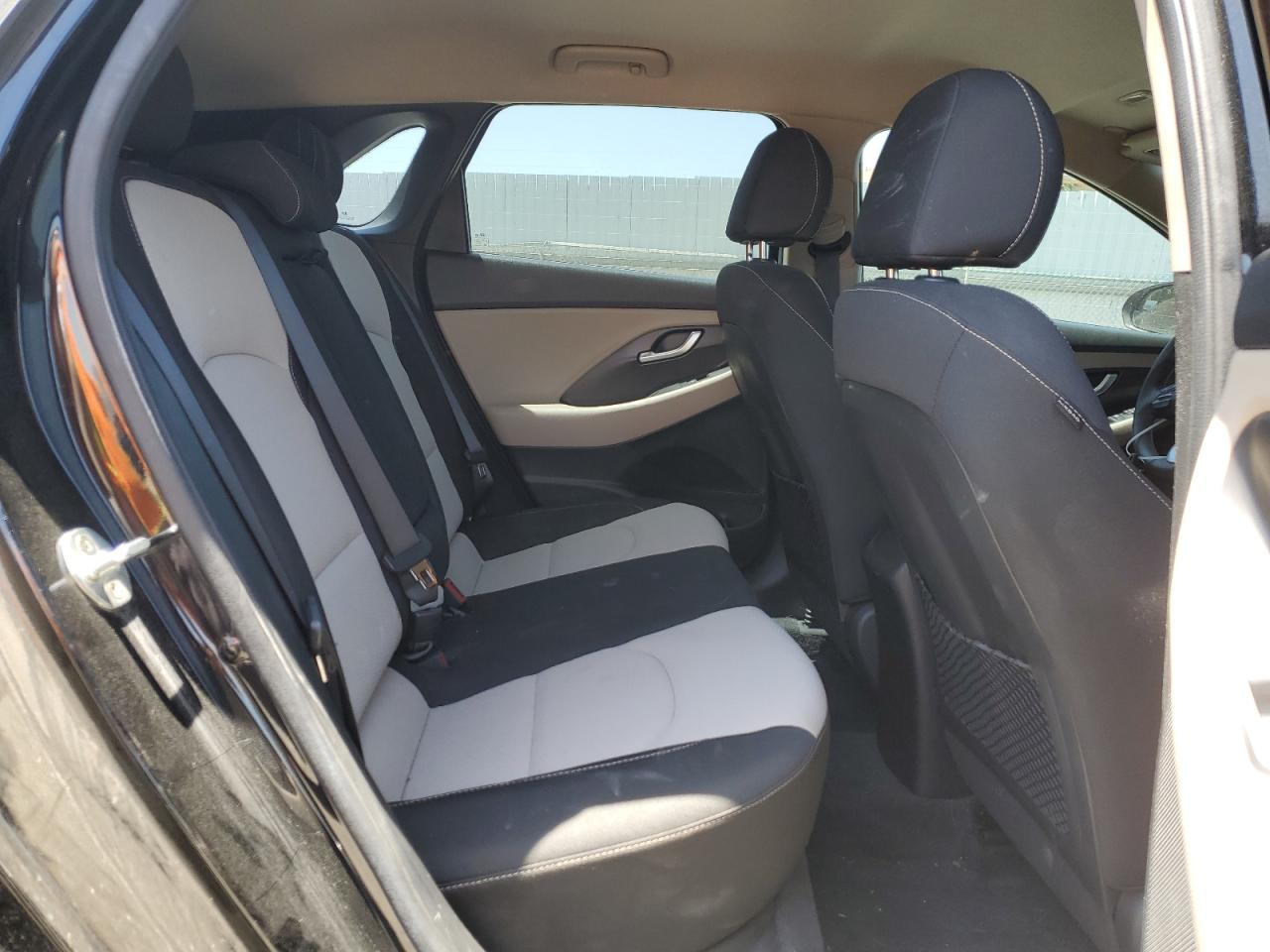 KMHH35LEXKU117784 2019 Hyundai Elantra Gt