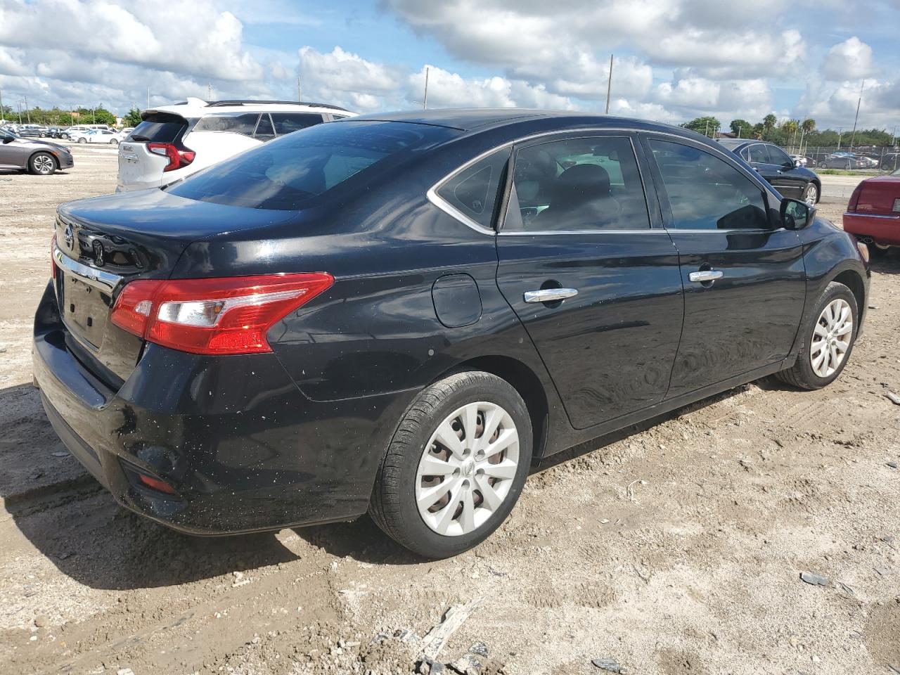 2016 Nissan Sentra S vin: 3N1AB7AP4GY261766