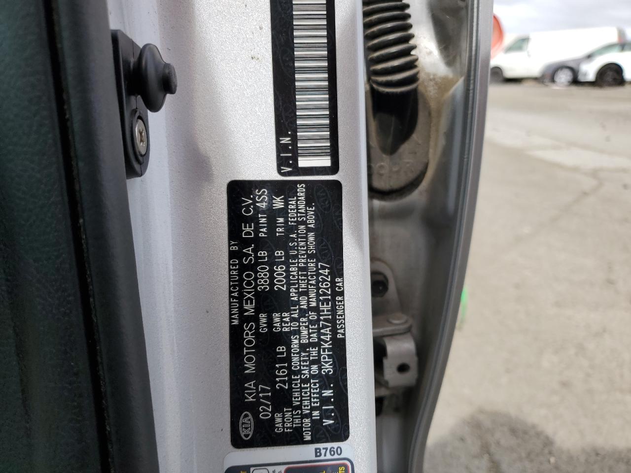 3KPFK4A71HE126247 2017 Kia Forte Lx