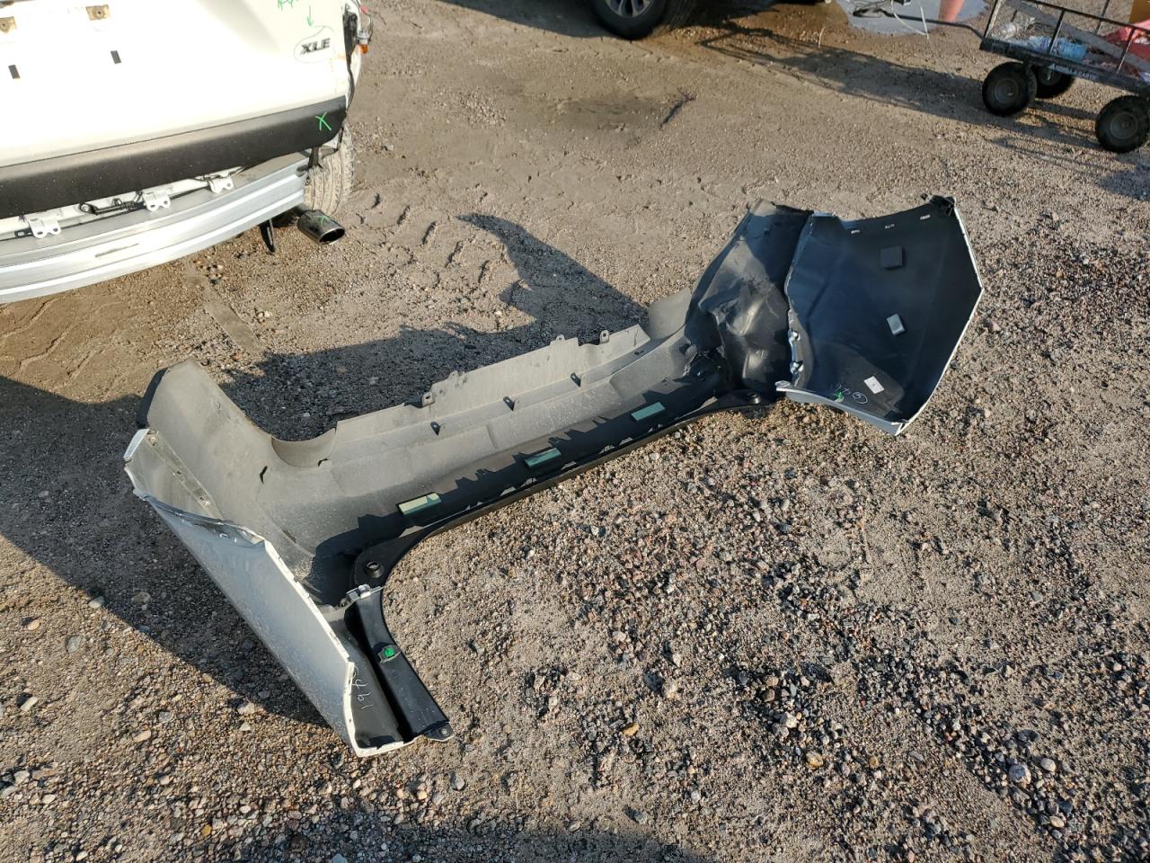 JTMC1RFV1NJ024052 2022 Toyota Rav4 Xle Premium