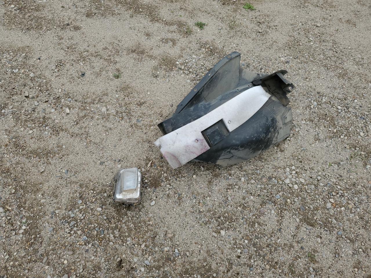 2GKFLUE39G6141988 2016 GMC Terrain Slt