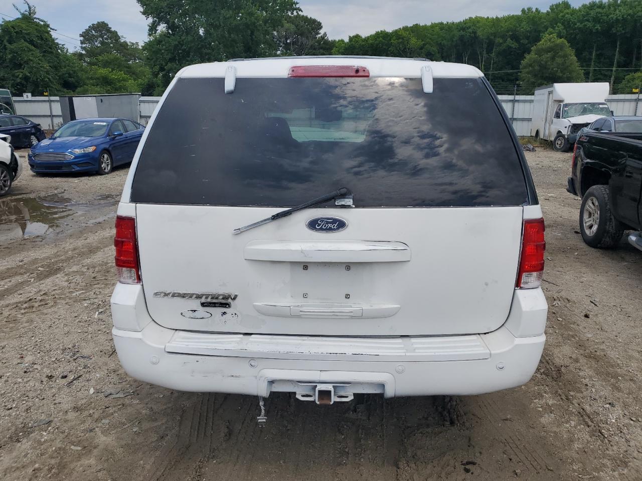 1FMFU18L74LB58175 2004 Ford Expedition Eddie Bauer