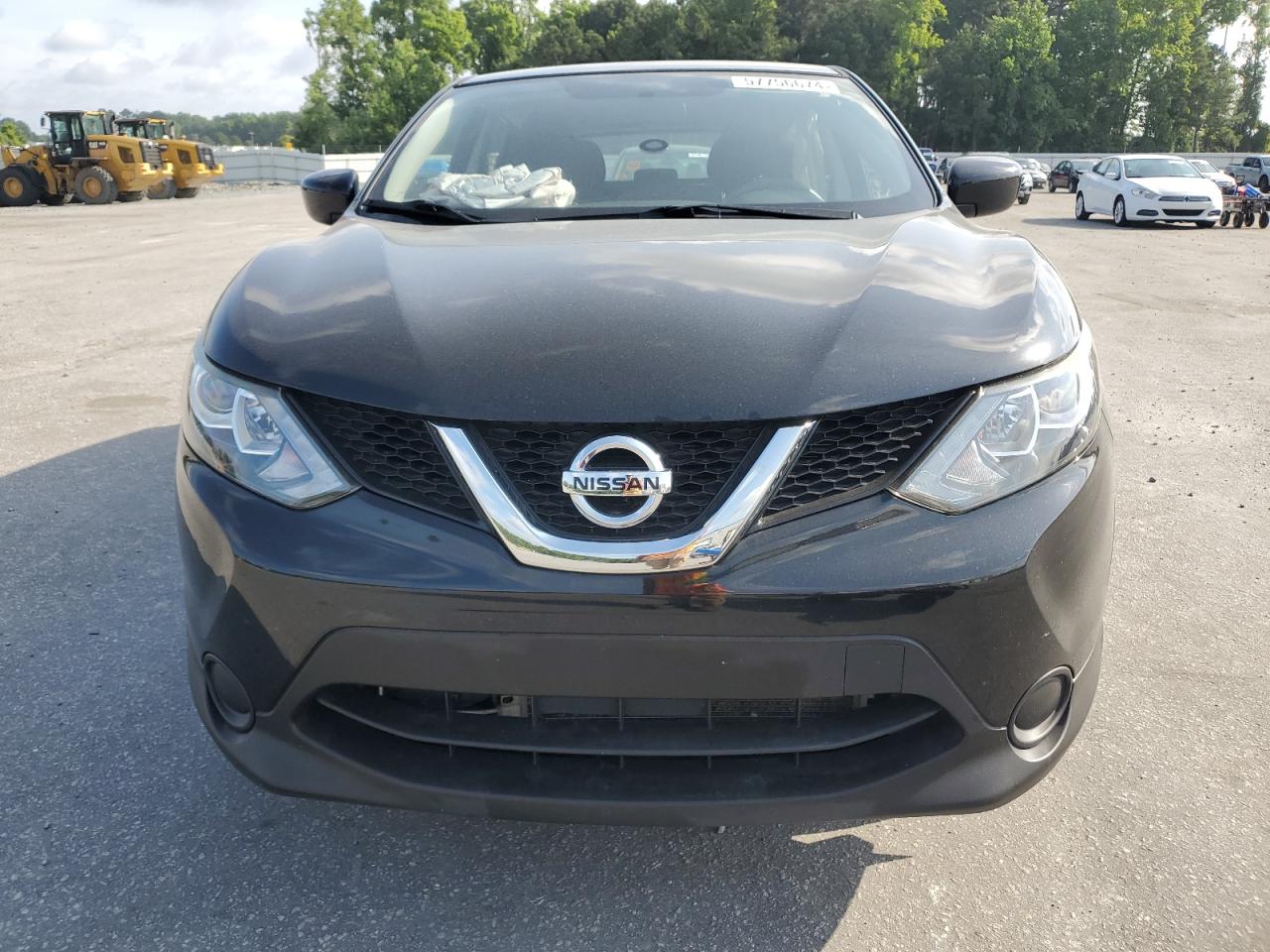 JN1BJ1CP1HW028471 2017 Nissan Rogue Sport S