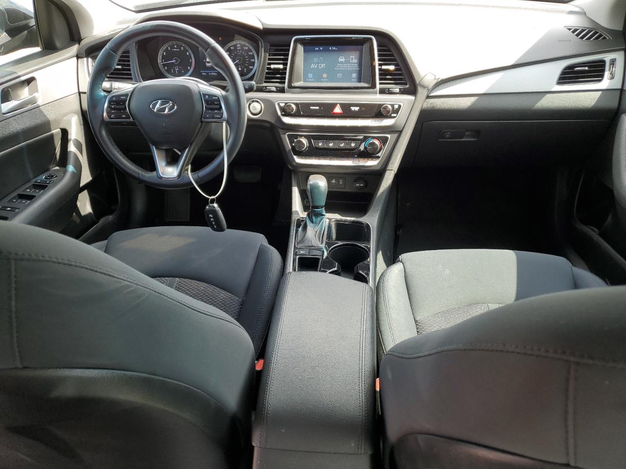 2018 Hyundai Sonata Sport vin: 5NPE34AFXJH642950