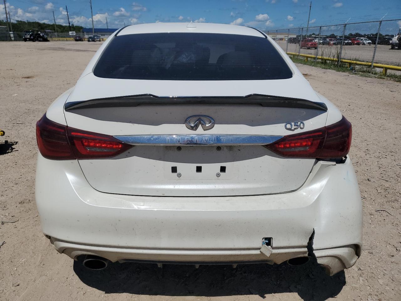 2018 Infiniti Q50 Luxe vin: JN1EV7AP6JM365937