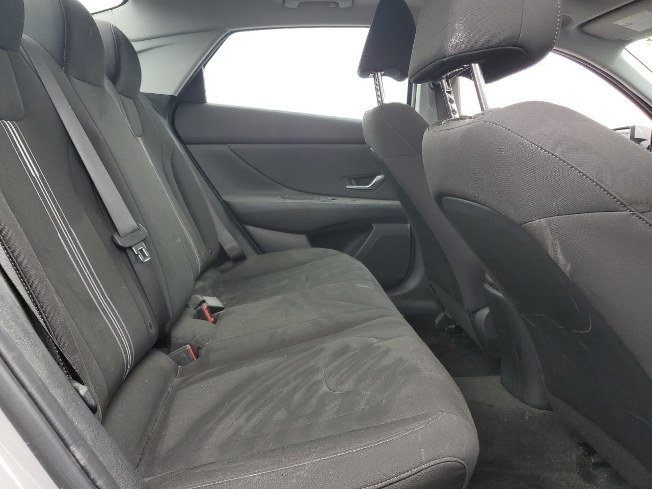 KMHLM4AG8NU350864 2022 Hyundai Elantra Sel