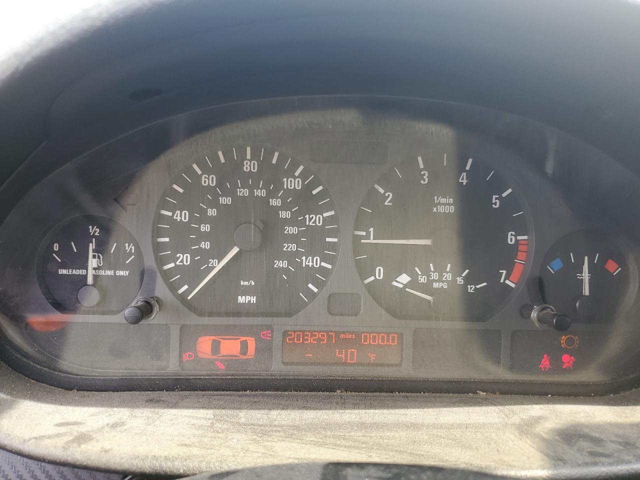 WBAEU33472PF56794 2002 BMW 325 Xi