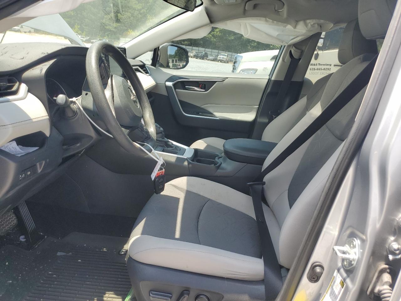 2T3W1RFV9MC119408 2021 Toyota Rav4 Xle