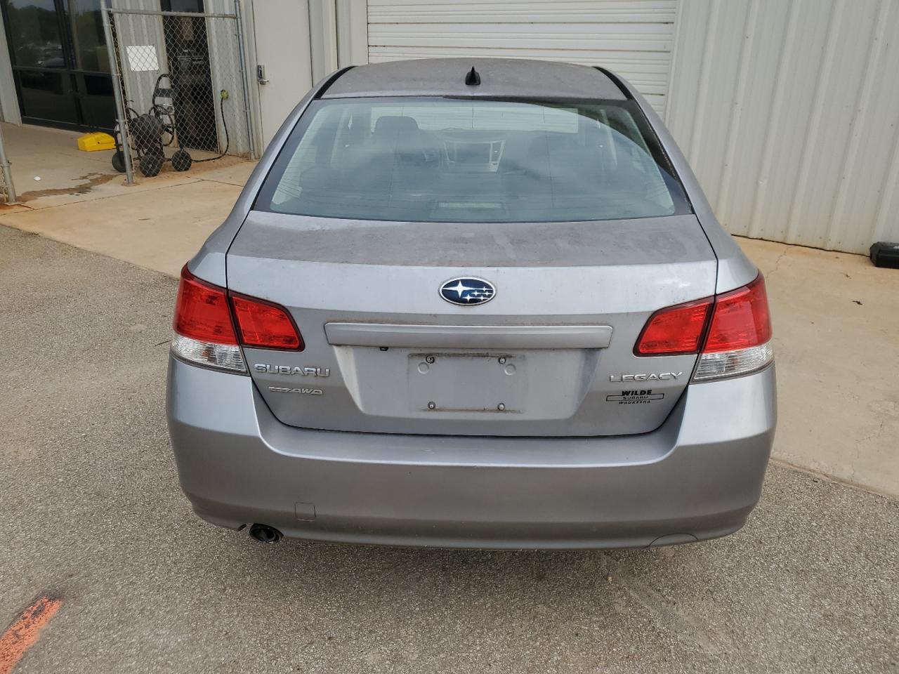 Lot #2835411033 2011 SUBARU LEGACY 2.5