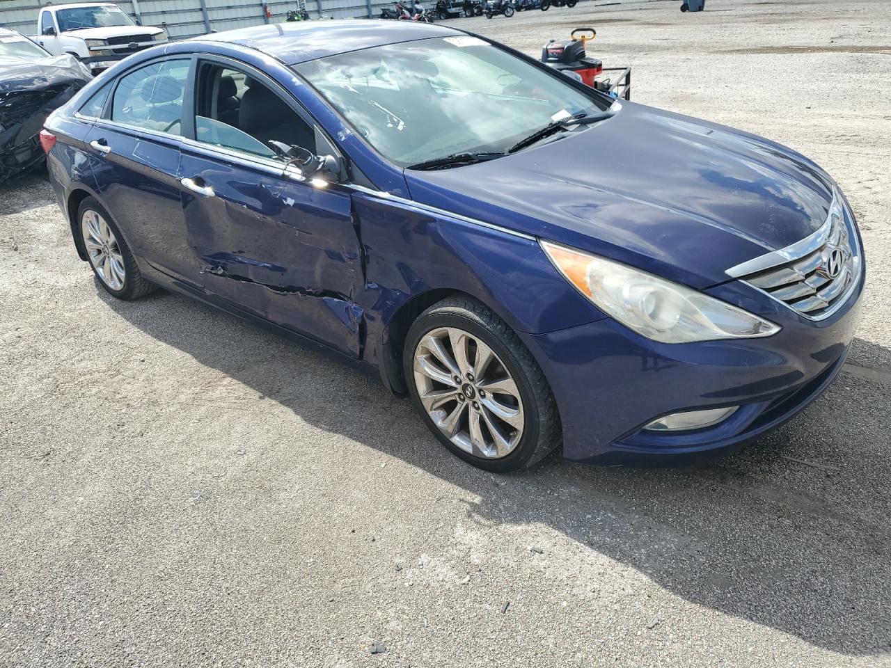 5NPEC4AC9DH550786 2013 Hyundai Sonata Se