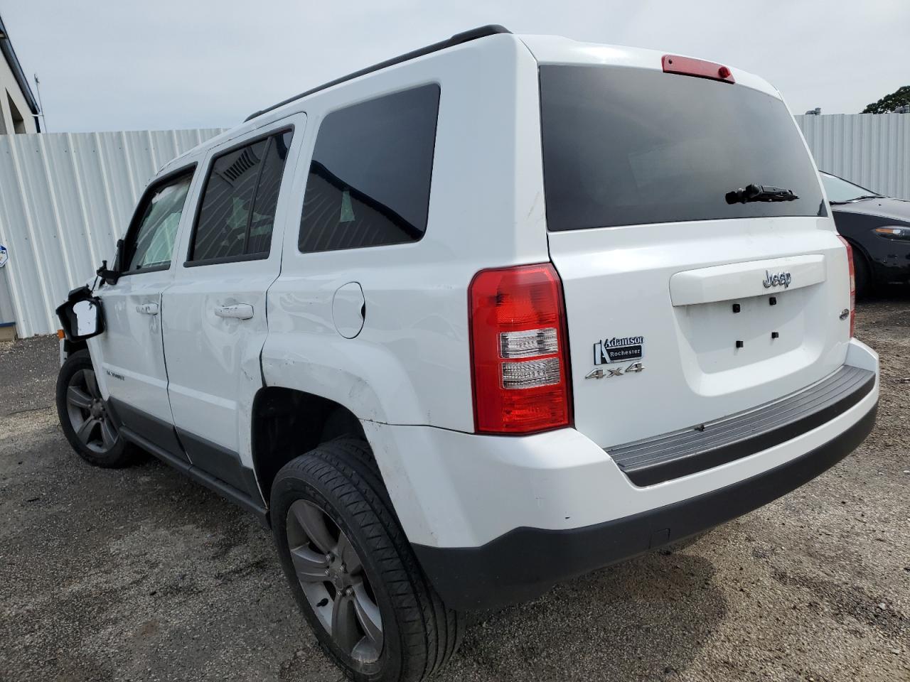 1C4NJRFB0FD114081 2015 Jeep Patriot Latitude