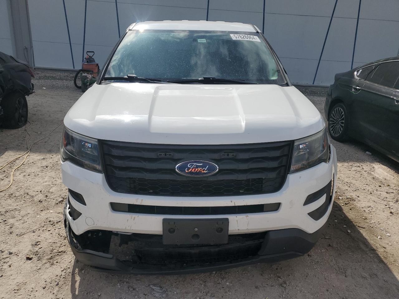 1FM5K8AR3JGC94574 2018 Ford Explorer Police Interceptor