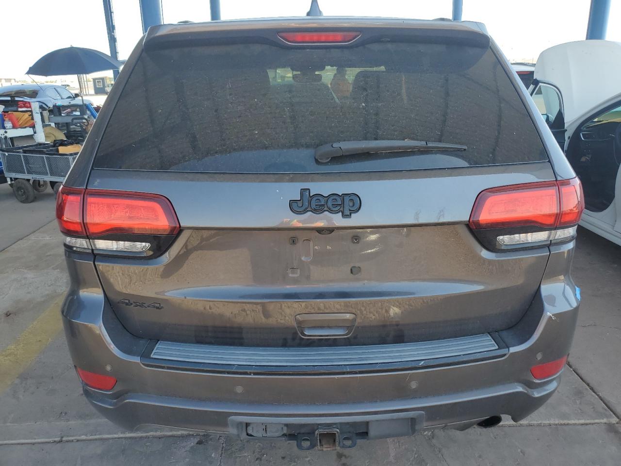 1C4RJFAG0HC721710 2017 Jeep Grand Cherokee Laredo