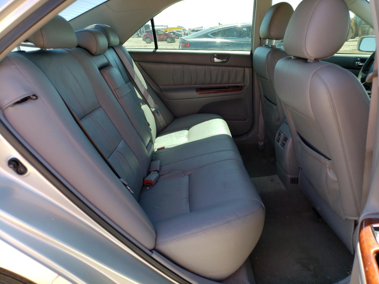 JTDBF32K550162849 2005 Toyota Camry Le