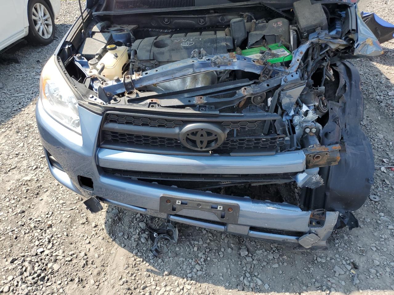 2T3BF4DV9BW094737 2011 Toyota Rav4