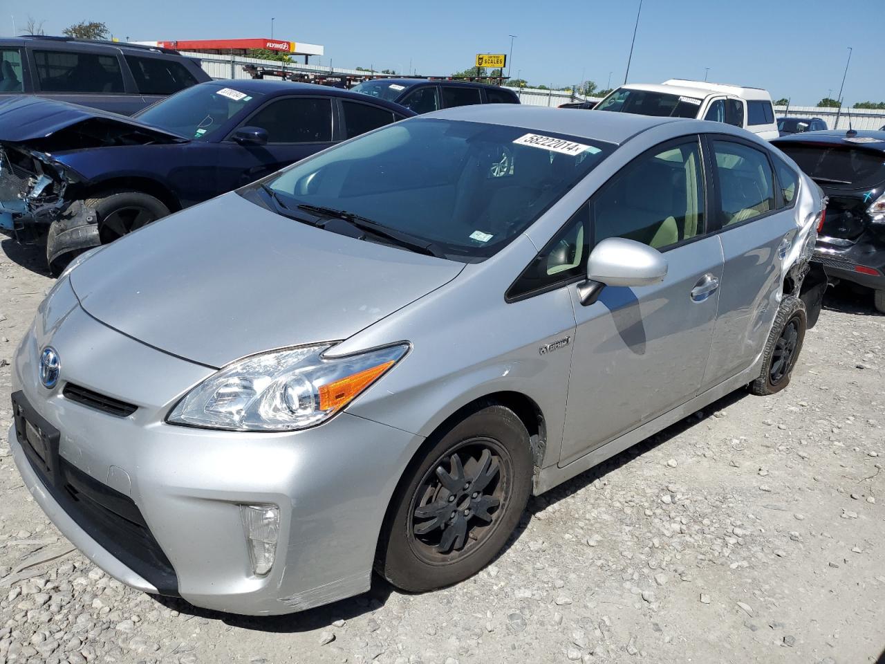 TOYOTA PRIUS
